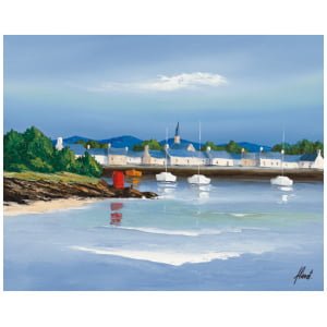 een schilderij van boten in het water vlakbij een strand