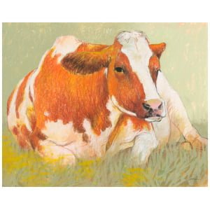 een schilderij van een koe die in het gras ligt