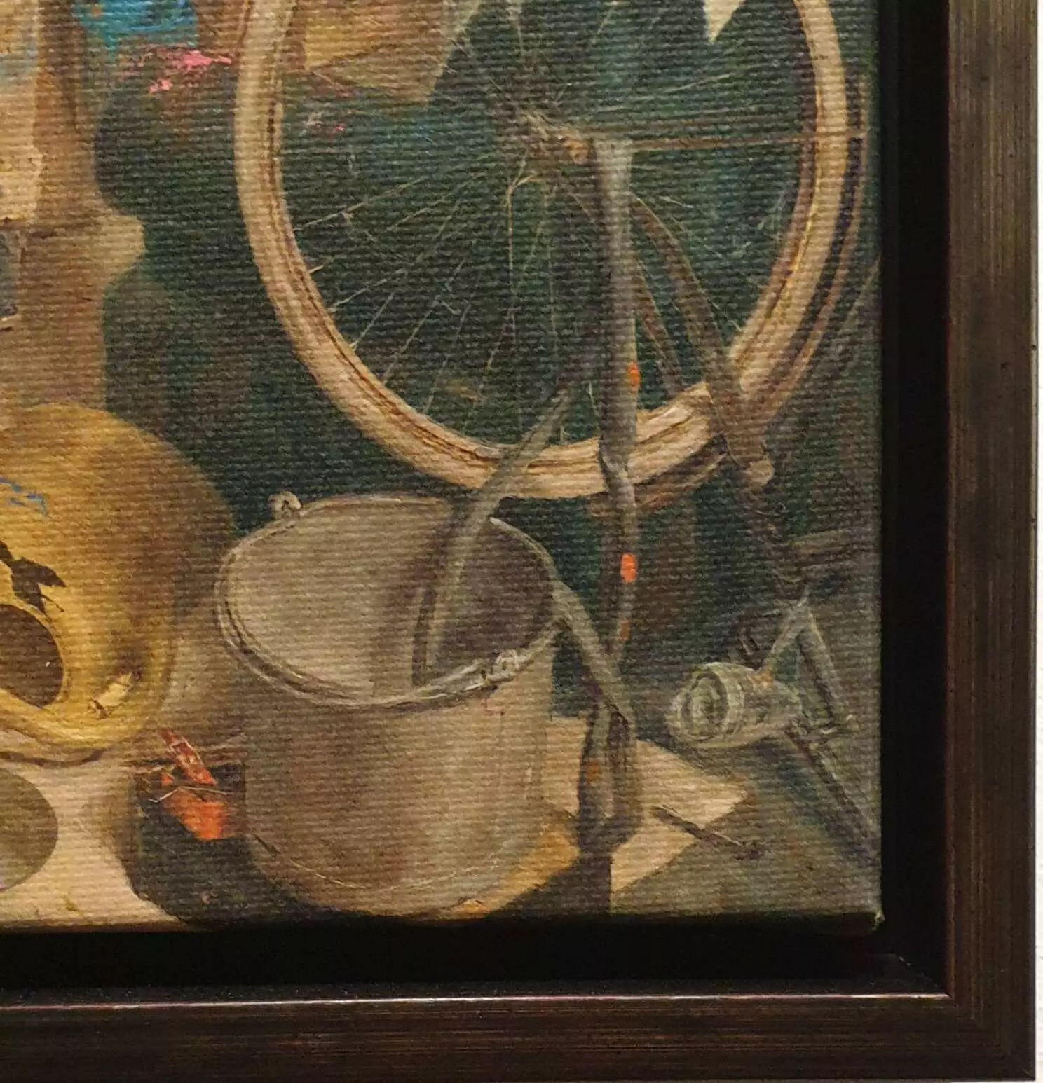 een schilderij van een fietswiel en andere items