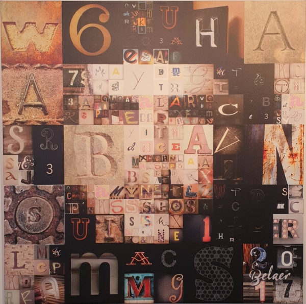 een collage van letters en cijfers op een muur