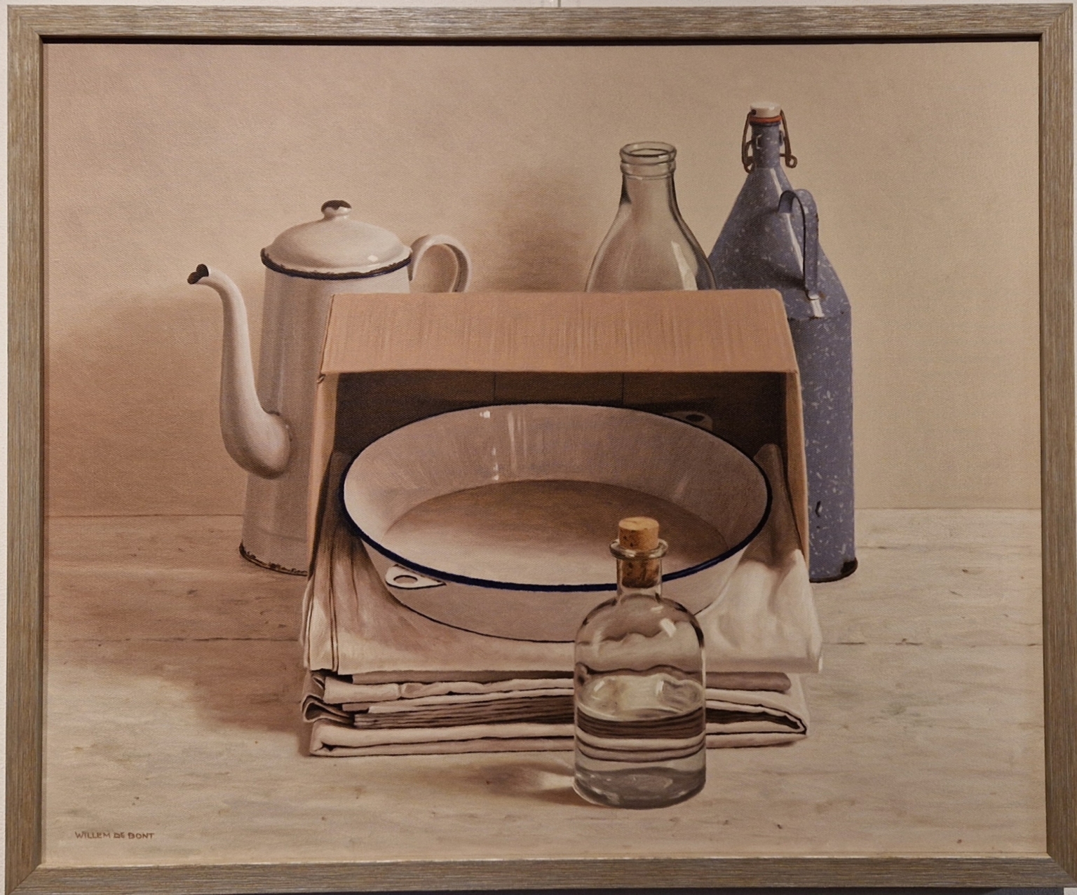 Willem de Bont, Still life behind box with cloths and pan, V